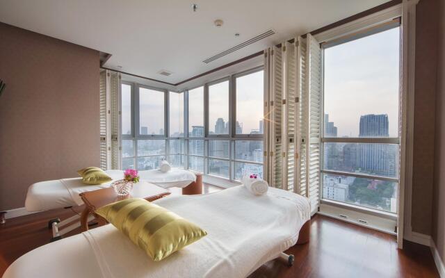 Grande Centre Point Ploenchit Hotel