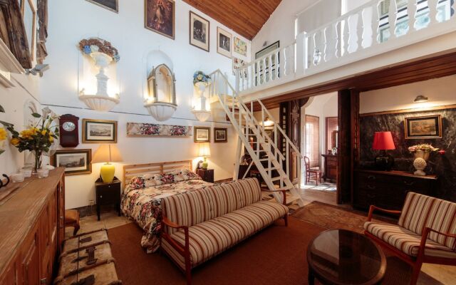 Shepinetree - Capela House