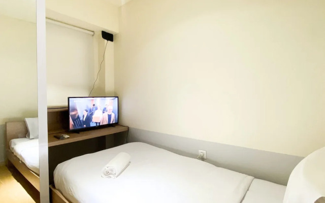 Cozy Living And Relaxing 2Br Meikarta Apartment