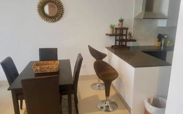 Relax waterfront serviced apartment