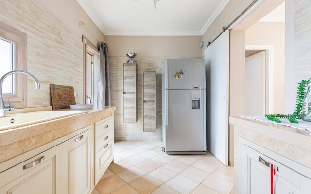 3220 Villa Smeralda by Barbarhouse