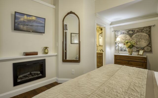 Victorian House Bed & Breakfast