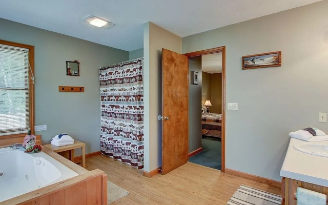 Dreamweaver 1 Bedroom 1 Bathroom Cabin
