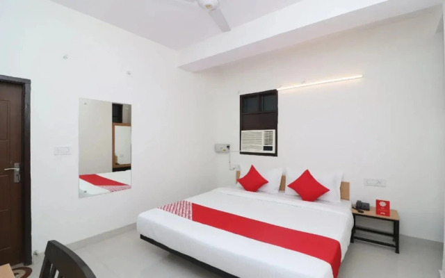 OYO Flagship 26685 Palam VIllage
