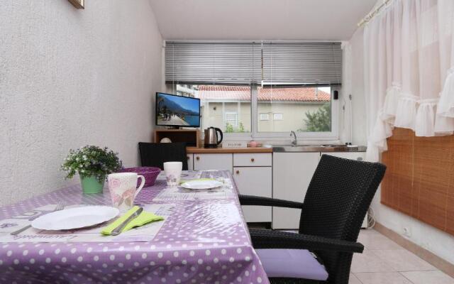 Apartments Nina Beach