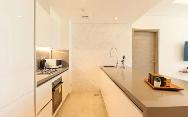 HiGuests - The Sterling by Omniyat