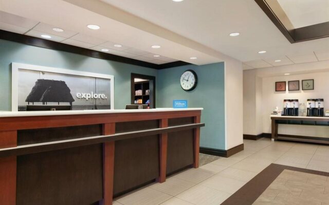 Hampton Inn & Suites West Sacramento