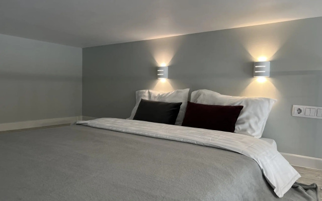 Апартаменты на проспекте Владимирский 10