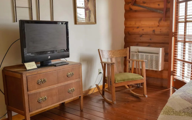 Sumas Mountain Lodge