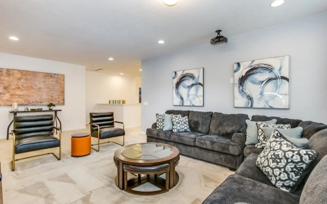 12 Bedroomsq Foot Villa Villa by Redawning