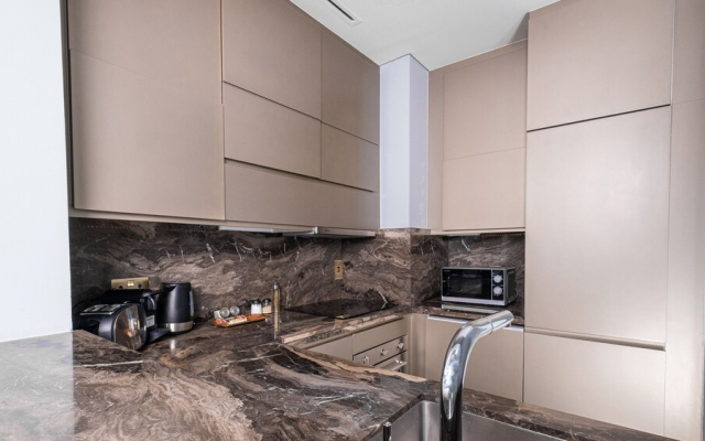 LUX - Lavish Suite Palm Jumeirah view 3