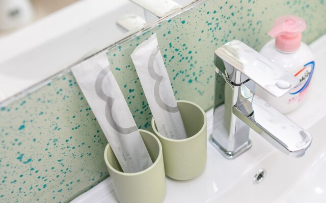 Locals Boutique Apartment Qianshan No.7