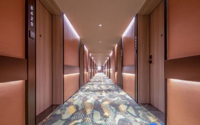 Orange Hotel (Guanghuaqiao Road Branch, Lucheng, Wenzhou)