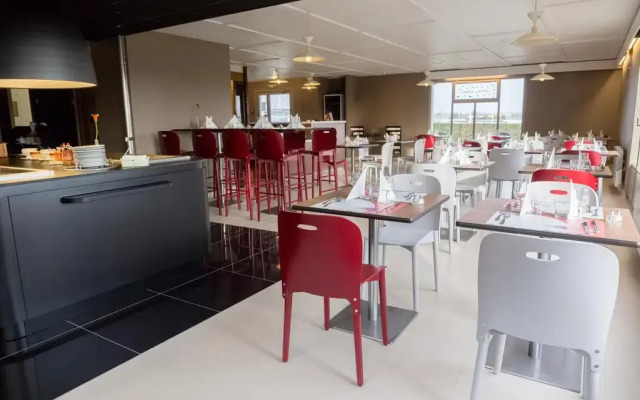 Hôtel Inn Design Laval
