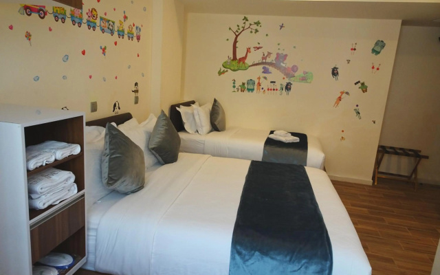 five6 Hotel Splendour – Guest Rooms – Singapore