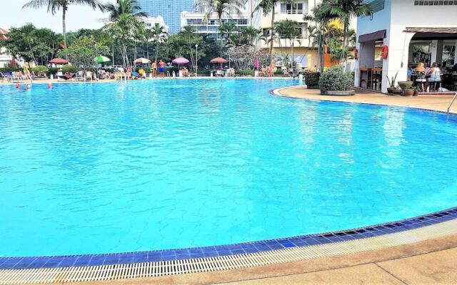 Fully Equipped Studio Apartment View Talay 1 Pattaya