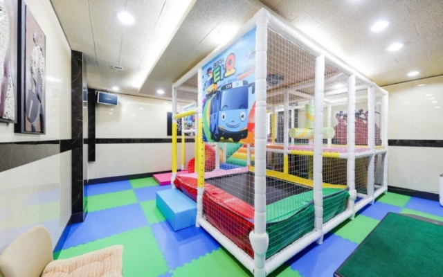 Yangpyeong Weekly Kids Pool Villa