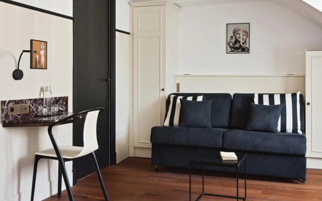 New Hotel Lafayette