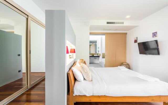 Sirirat Sea View Villa
