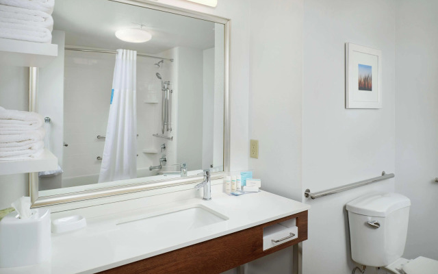 Hampton Inn & Suites Rogers