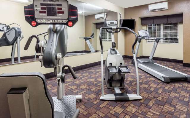 Microtel Inn & Suites by Wyndham Macon