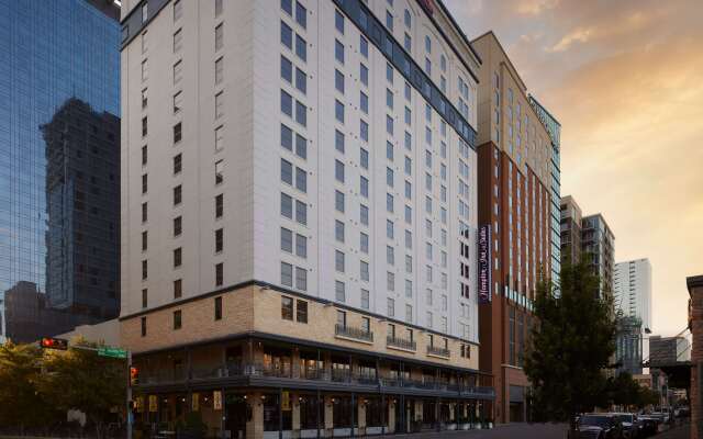 Hampton Inn & Suites Austin - Downtown / Convention Center