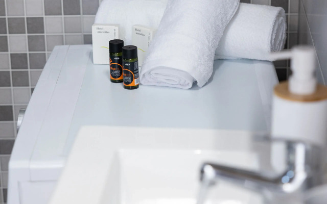 Saint George Cave House