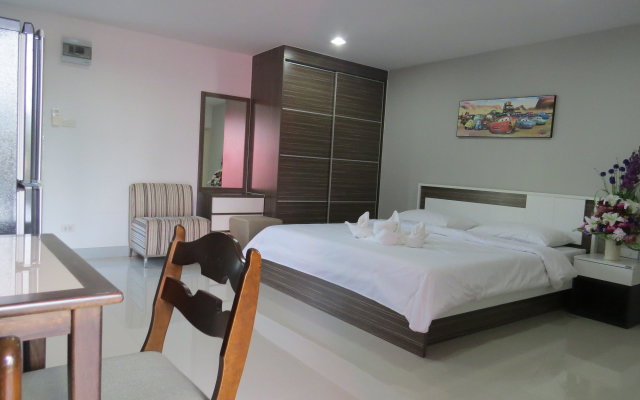 Siam Privi Hotel