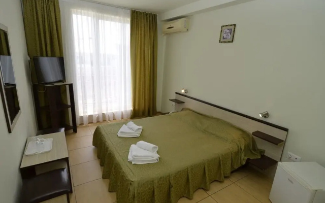 Intim Hotel