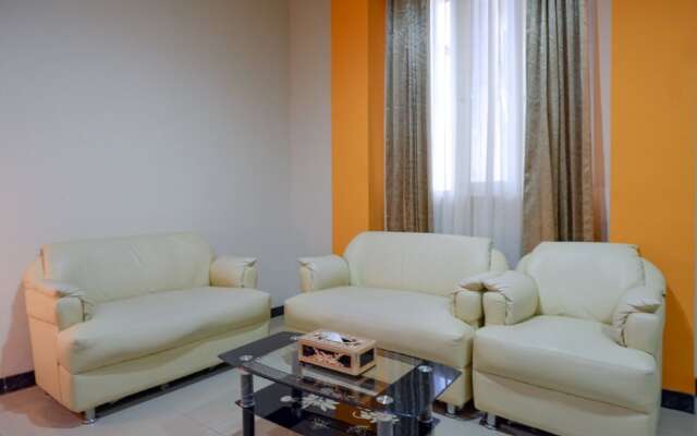 Airy Tanjung Tururuka 43 Palu