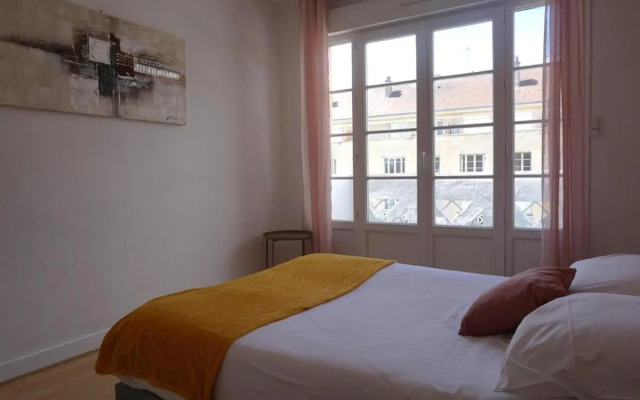 3 Bedrooms - Spacious and friendly - City Center