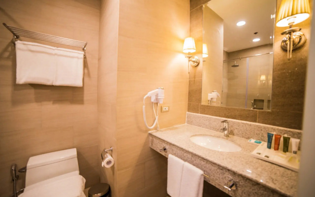 Rizal Park Hotel