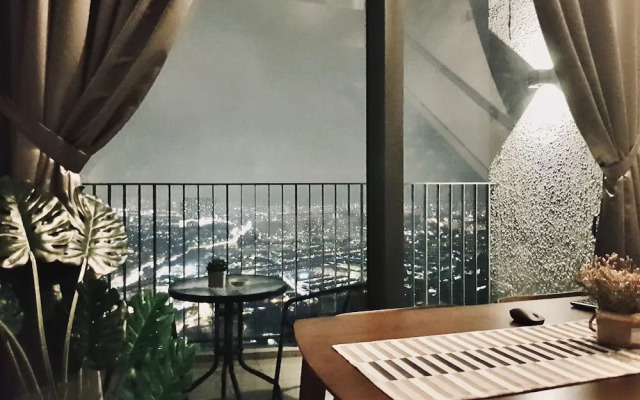 Ekocheras Suite