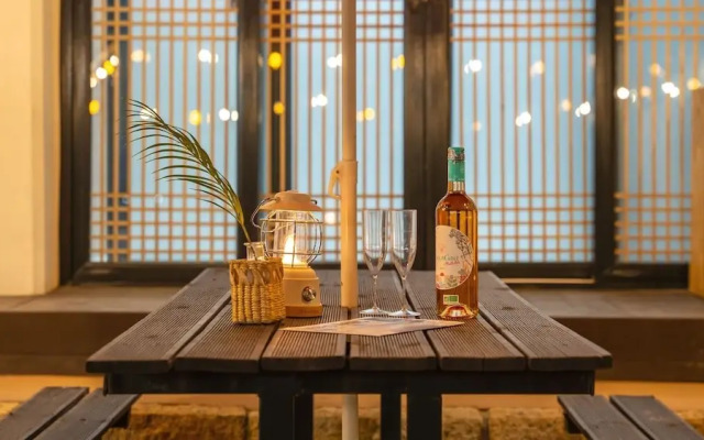 Gyeongju Poseokjeong Hanok Pool Villa
