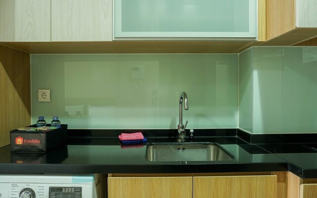 Tranquil and Well Appointed Studio Apartment at Menteng Park