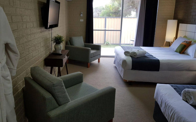 Lancelin Sands Hotel
