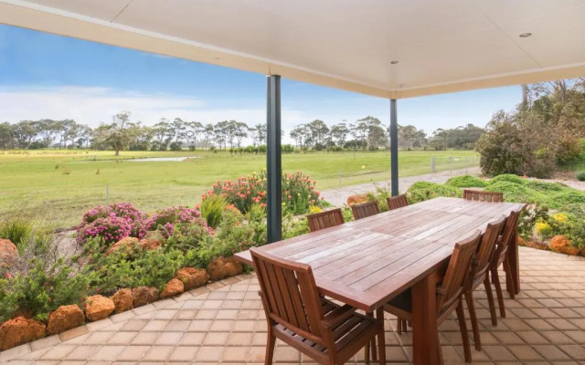 Redgate Forest Retreat