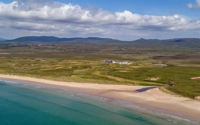 Another Place, The Machrie
