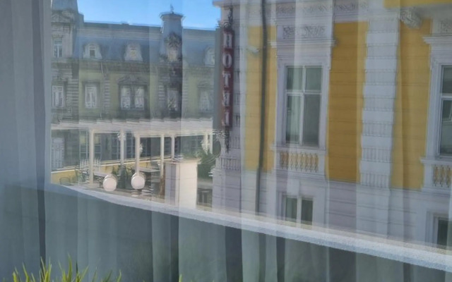 Old Town City Center Apartment