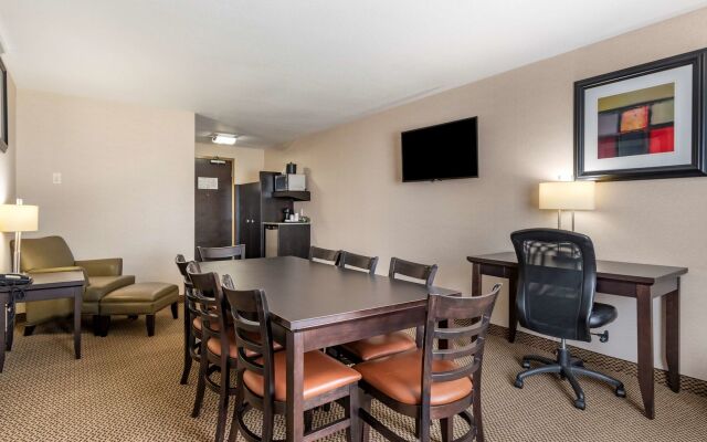 Best Western Bonnyville Inn & Suites