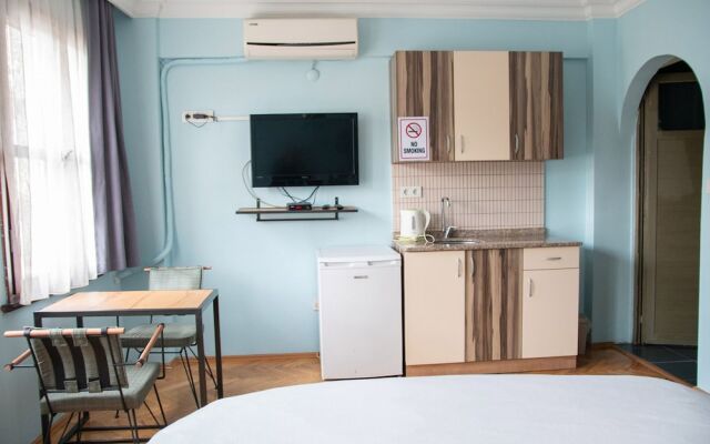 Yolohostel