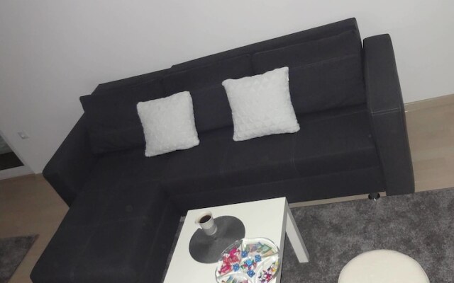 Hermes Lux Apartment