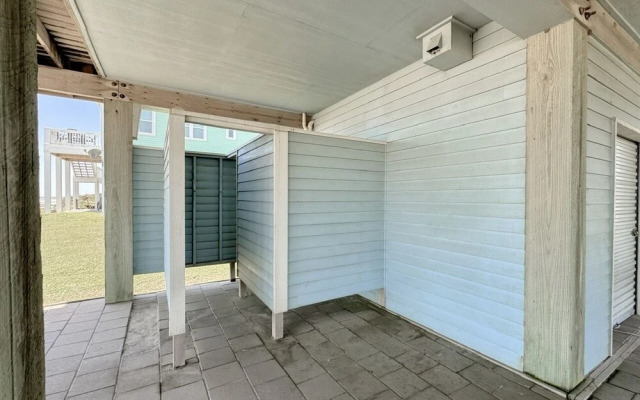 Sunburn Alley 4 Bedroom Home