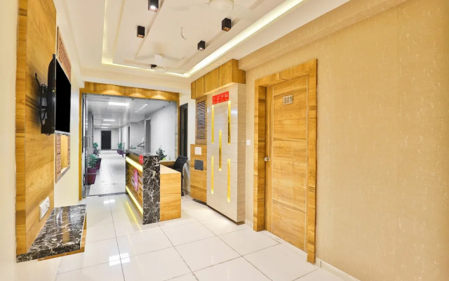 OYO 22673 Hotel Suncity