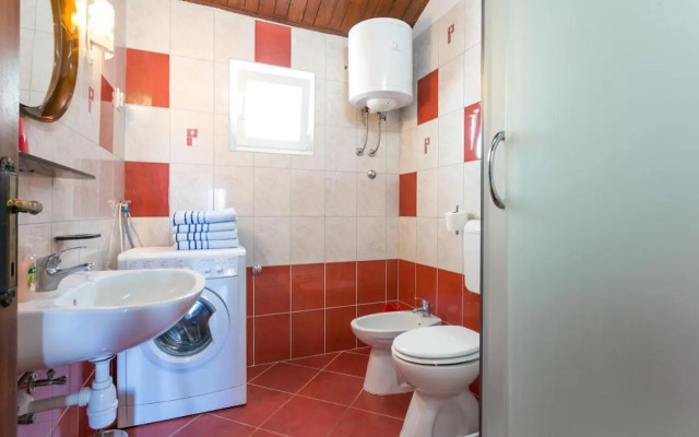 Apartments by the sea Mirca, Brac - 732