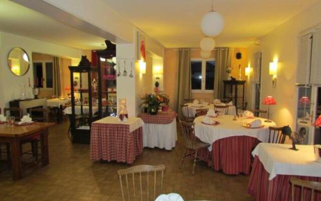 Chez Noelle