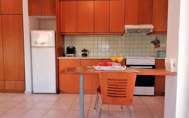 Emerald Apartment 2 Halepa