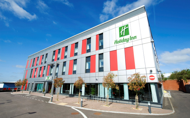 Holiday Inn London - Luton Airport by IHG