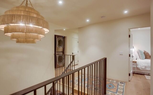 Moonlight townhouse