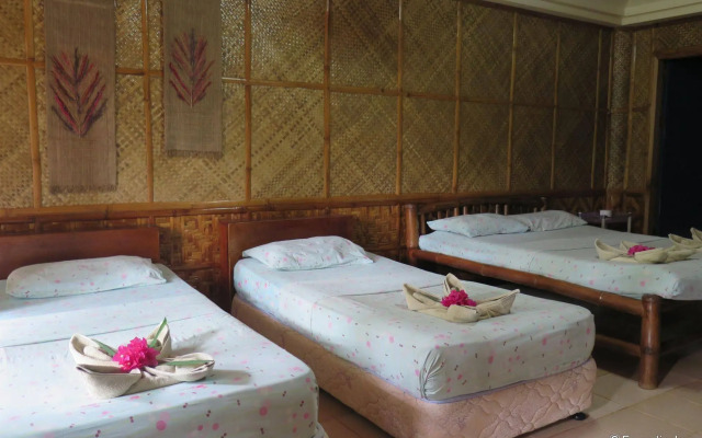 Kalipayan Beach Resort & Atlantis Dive Center